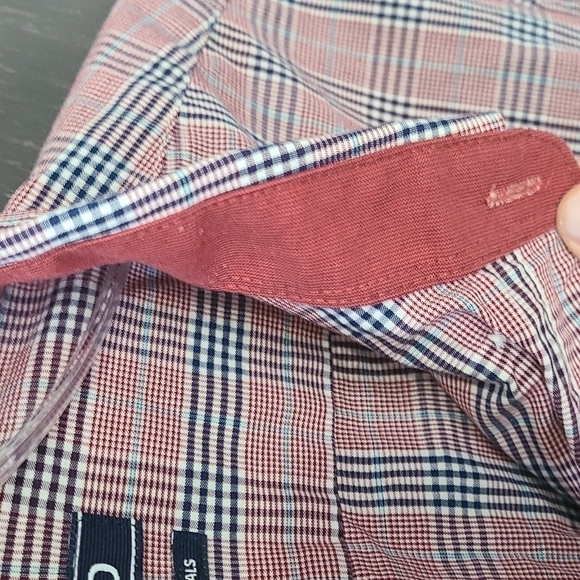 IZOD Plaid Long sleeved Button Down 100% Cotton Shirt Size Small - Picture 9 of 9